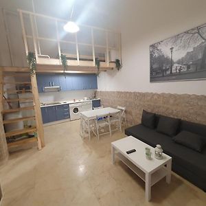 Triana 143 - Wifi